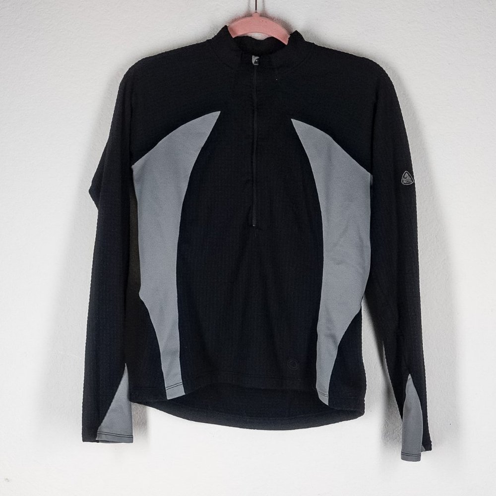 NIKE ACG 1/4 Zip Black Gray Back Pocket Athletic Long Sleeve Top size M